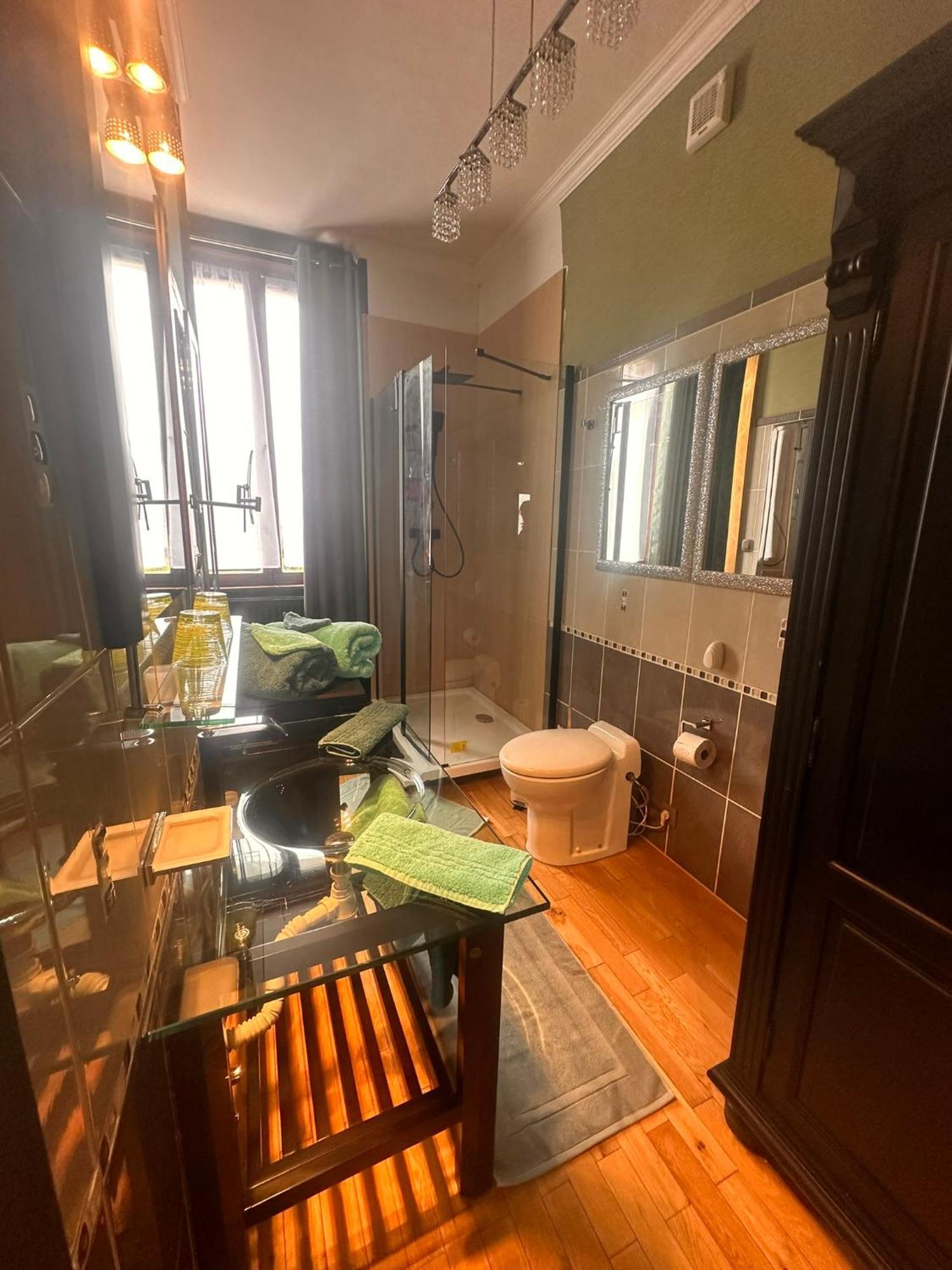 Grand-Reng Le Chateau De Frankie Spas-Saunas מראה חיצוני תמונה